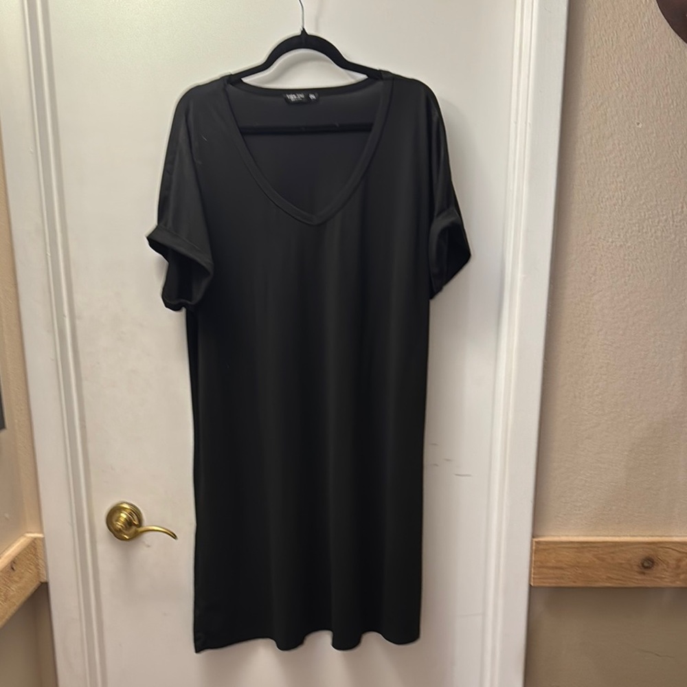 SHEIN Black Casual V-Neck Dolman Sleeve Midi Dress
